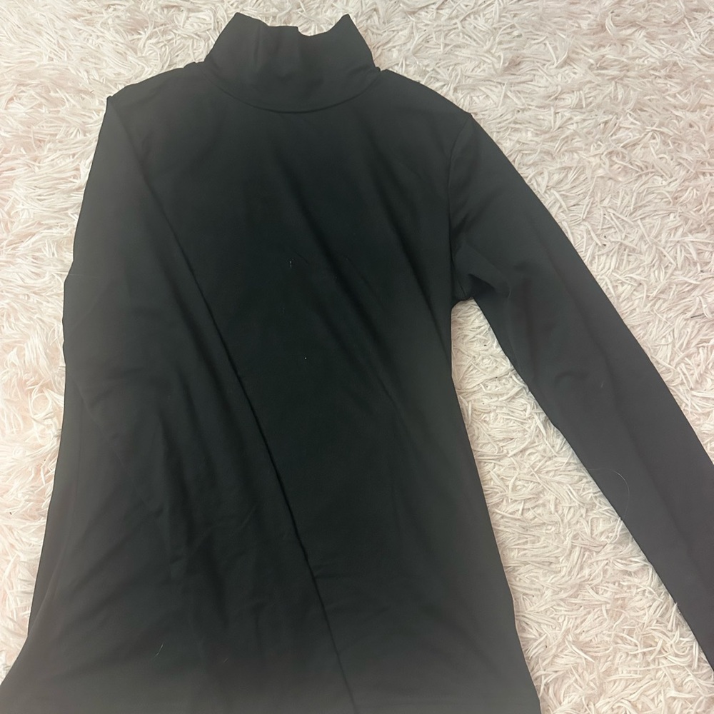 💕 three turtlenecks - Picture 3 of 4